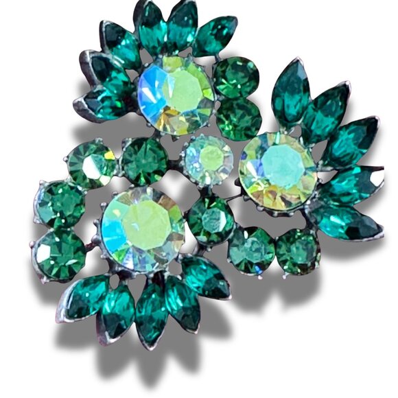 Vintage Green Brooch | UK Aurora Borealis Rhinestone. Crystal Statement Pin - Picture 12 of 12
